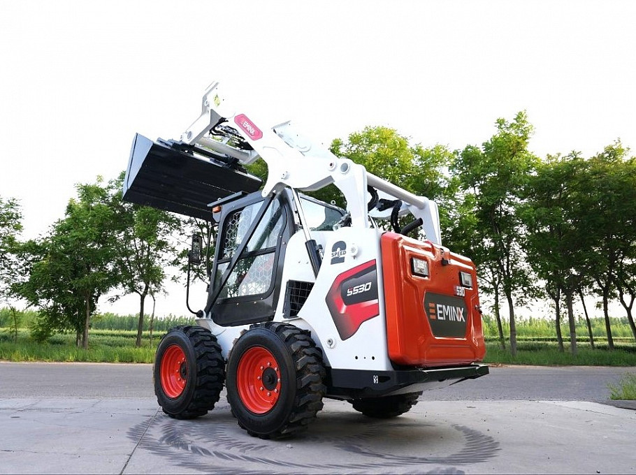 Мини-погрузчик EMINX S530